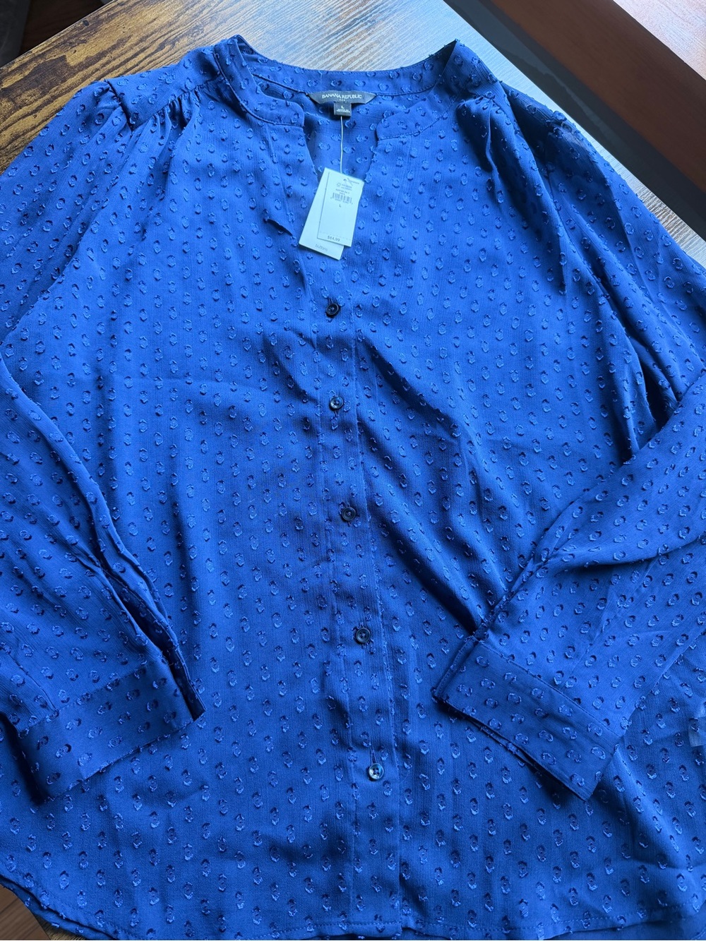 Banana Republic new navy blouse extra buttons size large